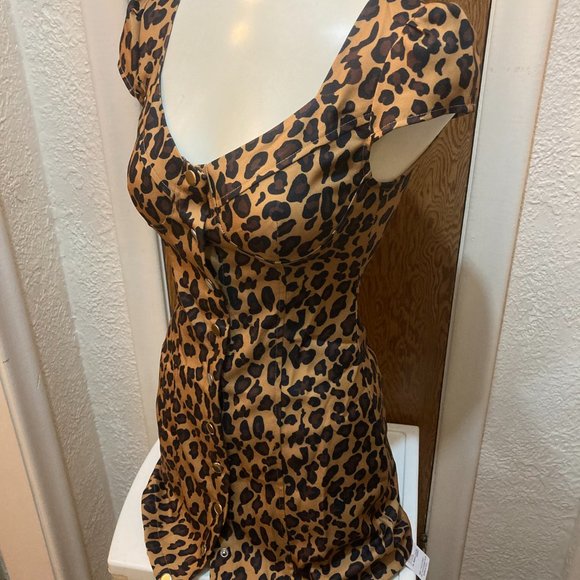 Retro inspired leopard dress - Picture 2 of 8